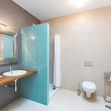 Sleeps 14 Wifi Villa Poco das Canas