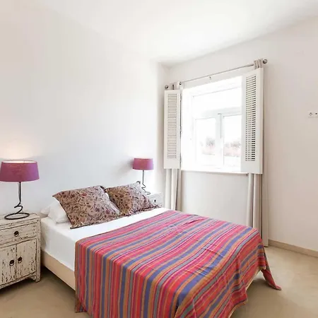 Sleeps 14 Wifi Poco das Canas